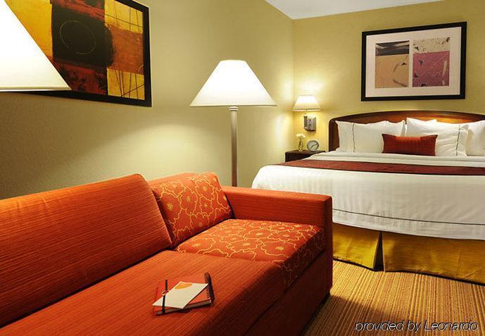 Courtyard By Marriott Houston Northwest Hotel Exterior photo
